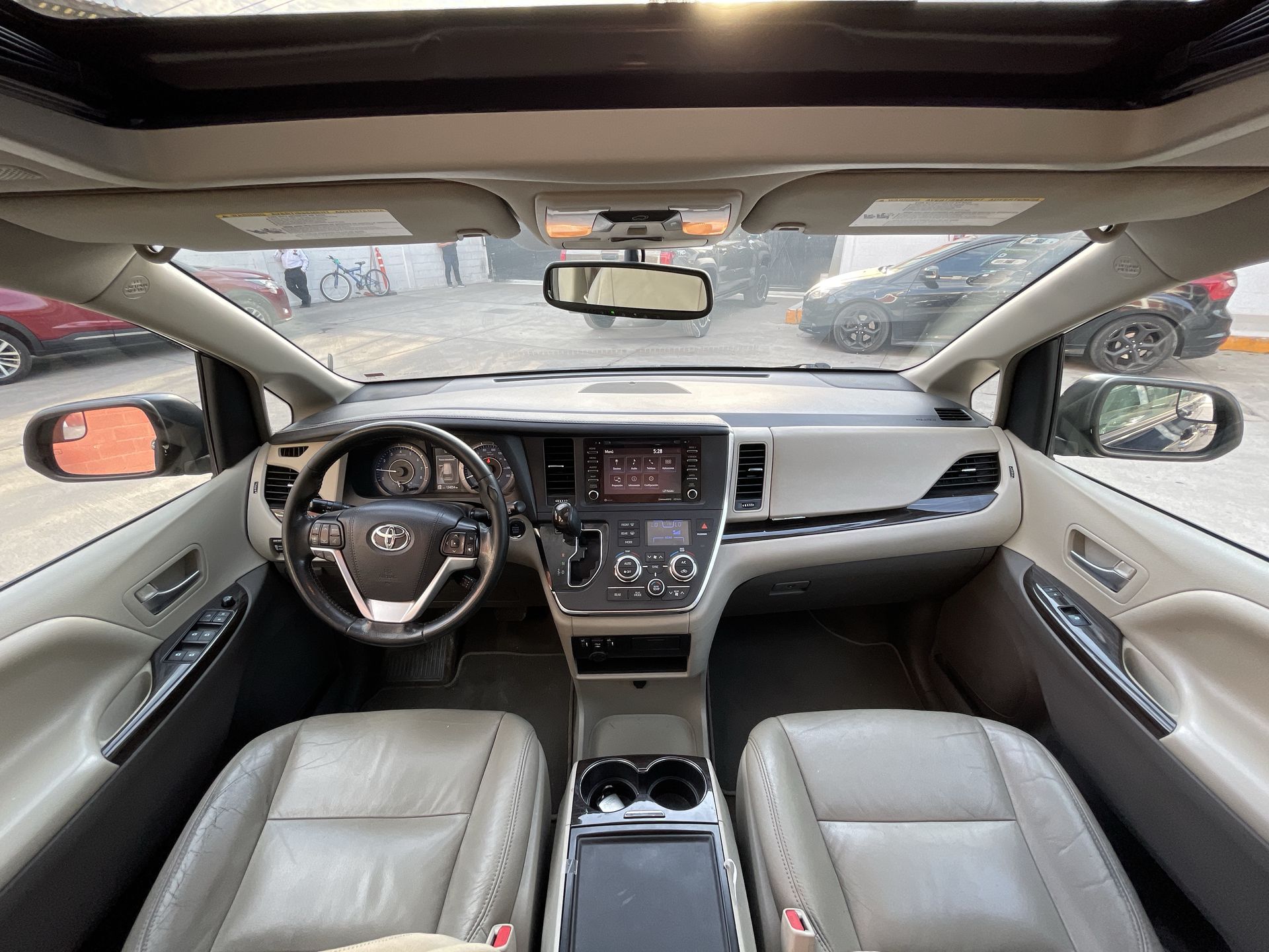 2019 Toyota SIENNA XLE PIEL