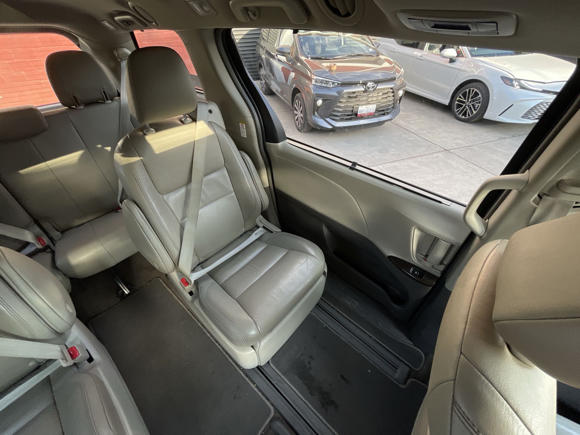2019 Toyota SIENNA XLE PIEL