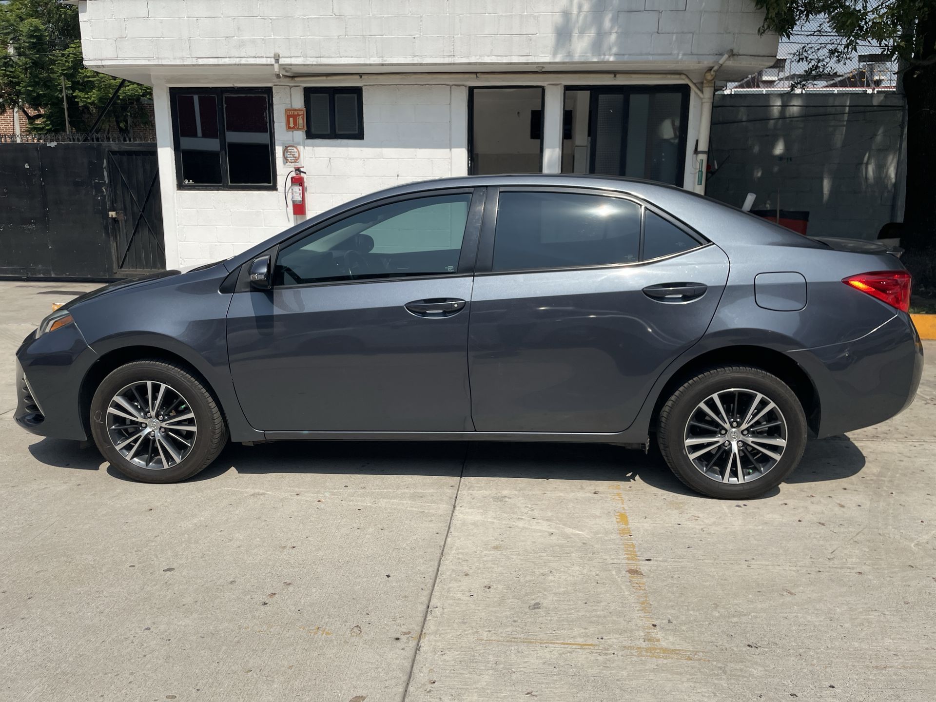 2017 Toyota COROLLA SE PLUS CVT