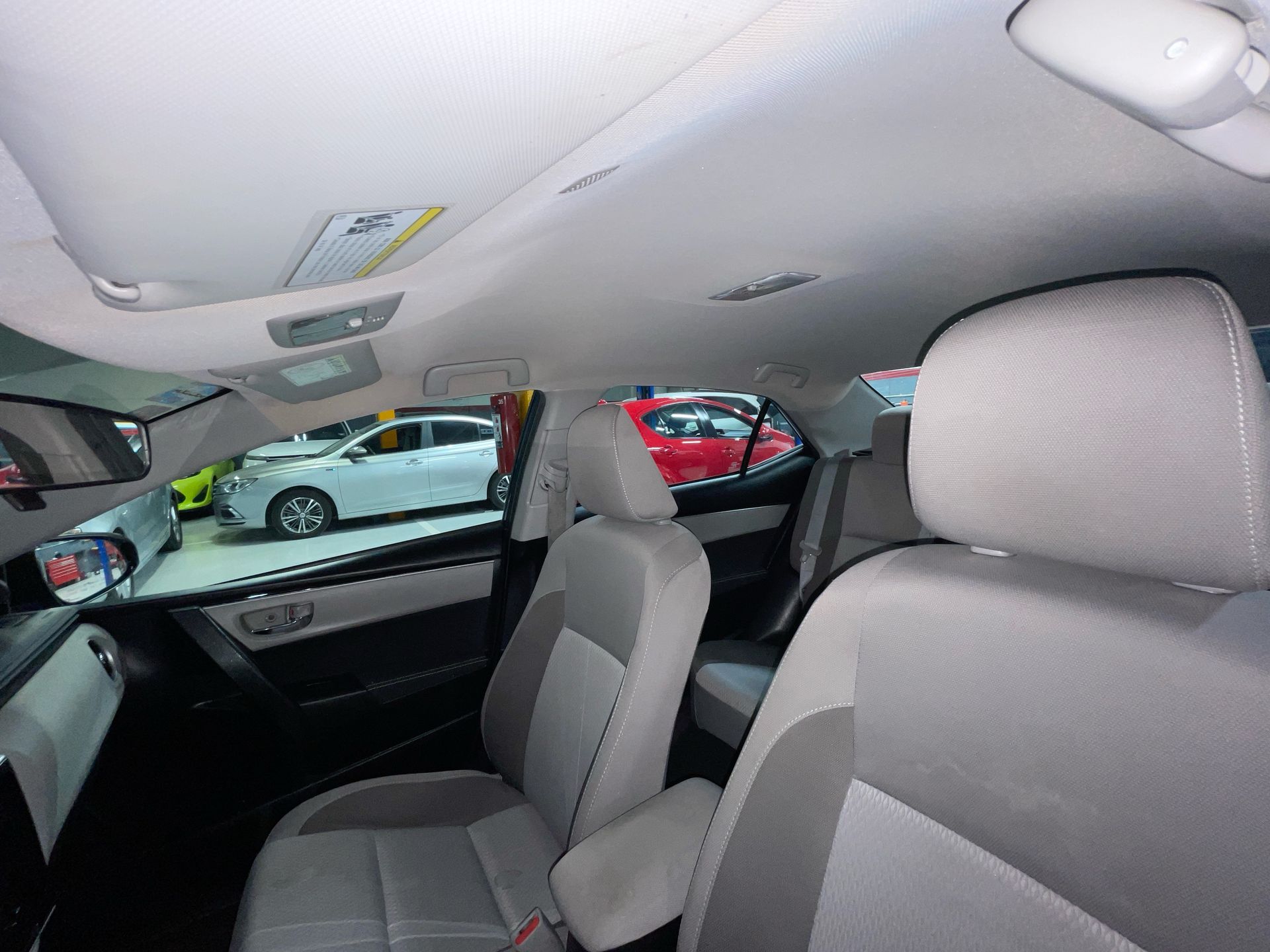 2019 Toyota COROLLA LE