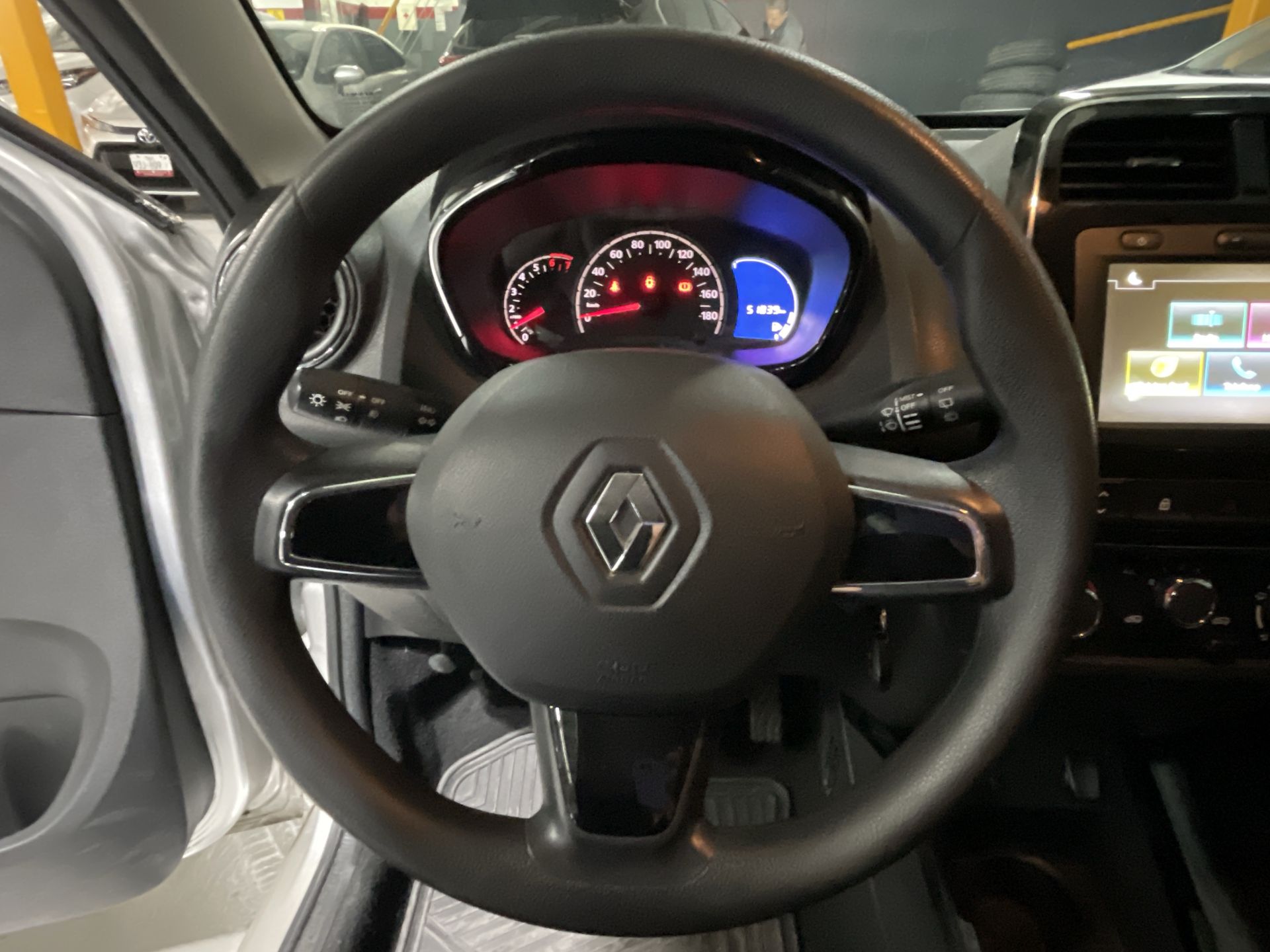 2022 RENAULT KWID BITONO