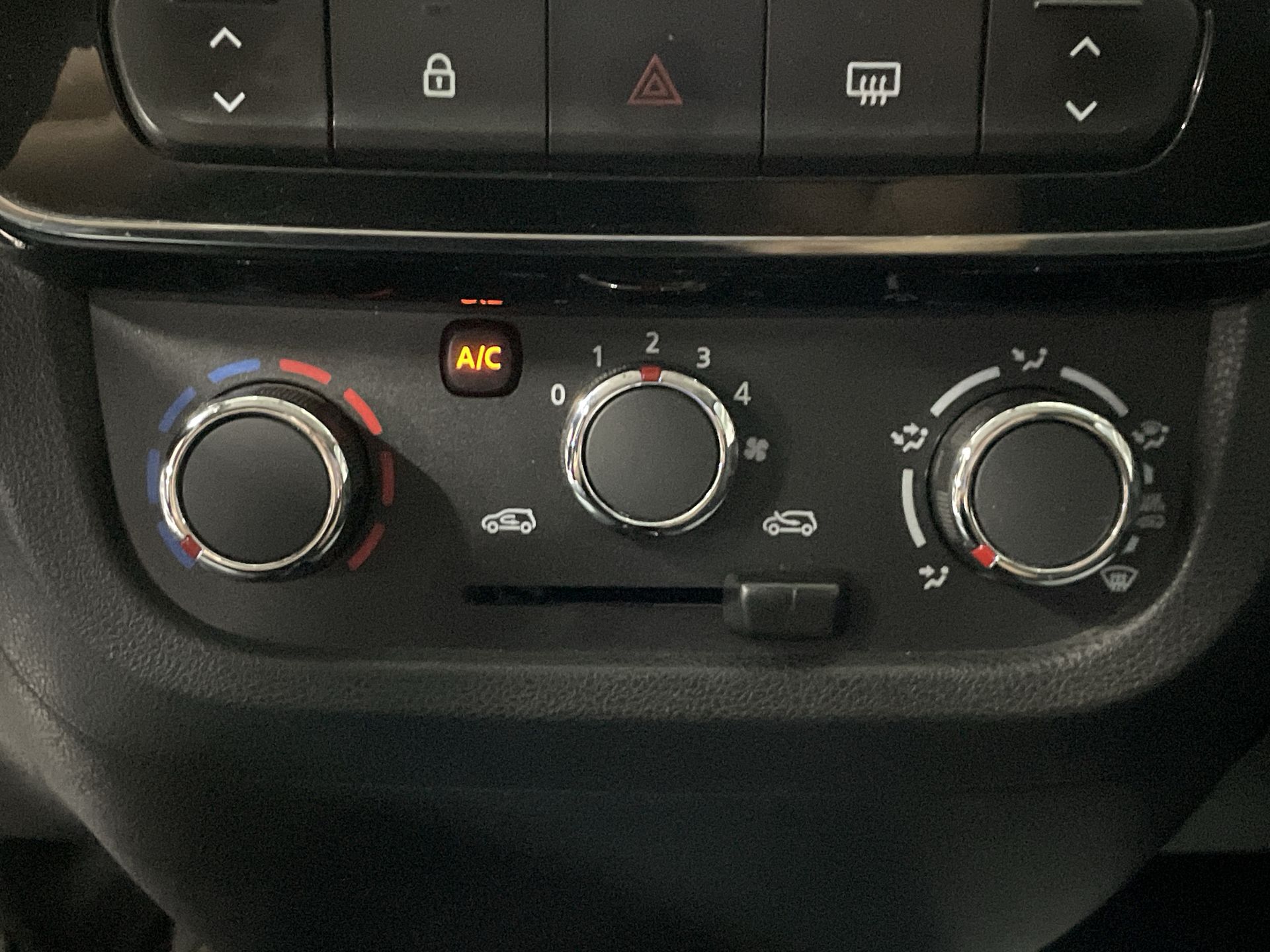 2022 RENAULT KWID BITONO