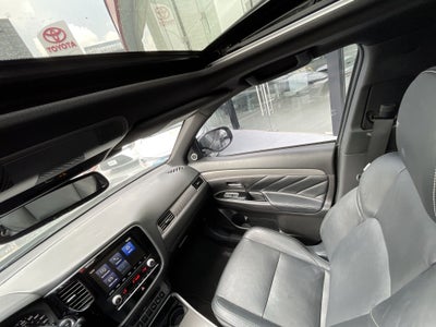 2021 Mitsubishi OUTLANDER LIMITED