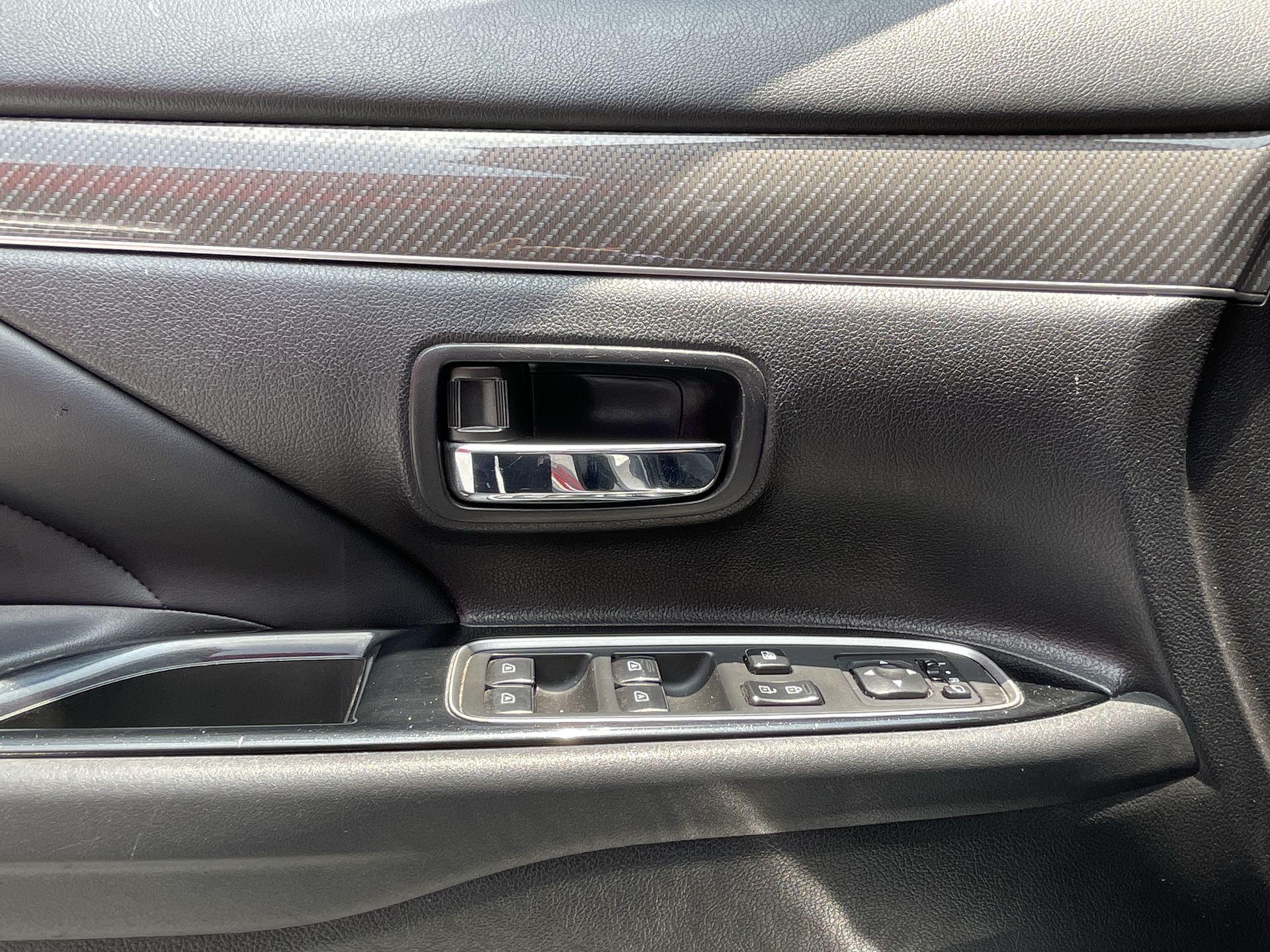 2021 Mitsubishi OUTLANDER LIMITED