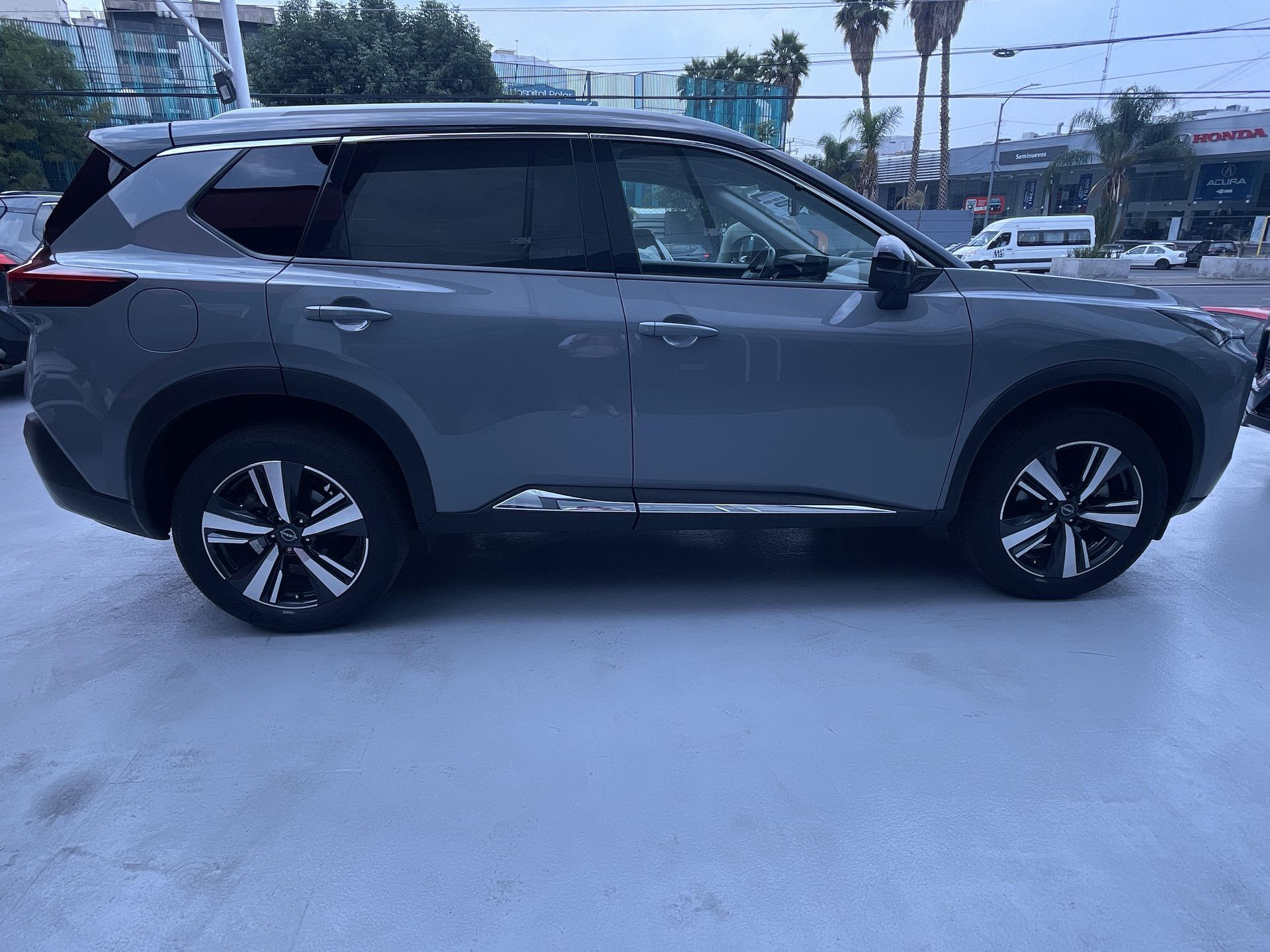 2024 Nissan X-TRAIL PLATINUM 3 ROW 24