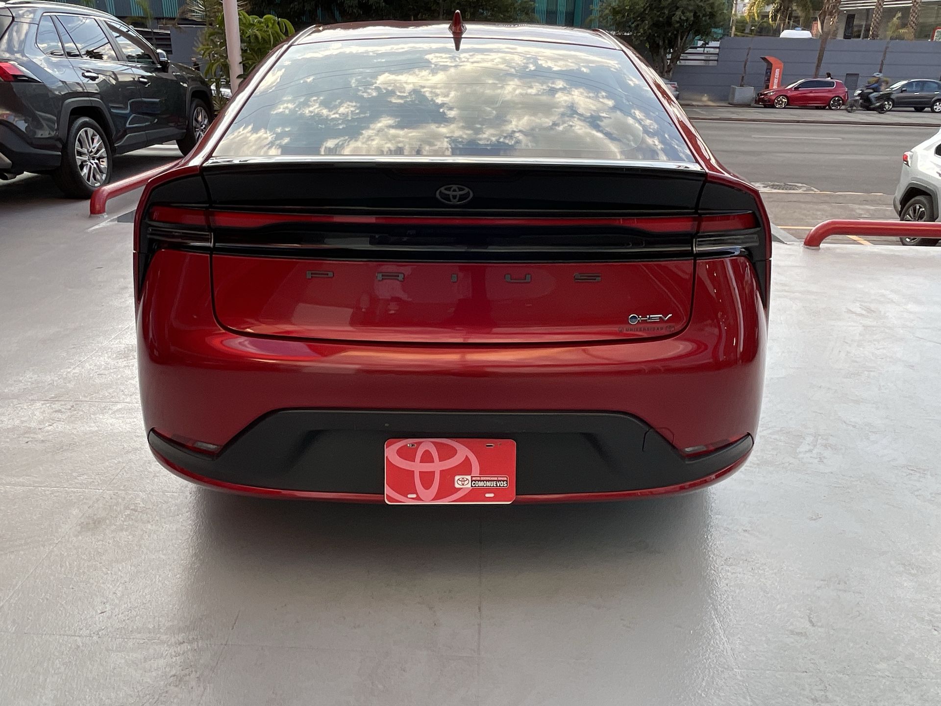 2023 Toyota PRIUS BASE BASE