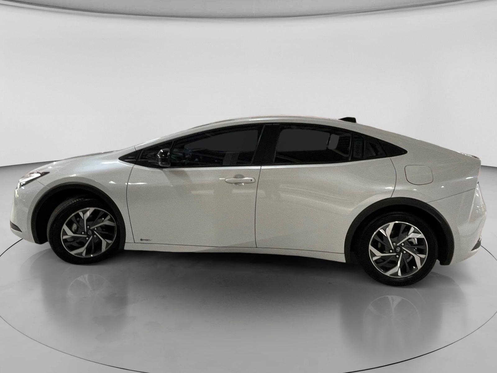 2023 Toyota PRIUS BASE PREMIUM