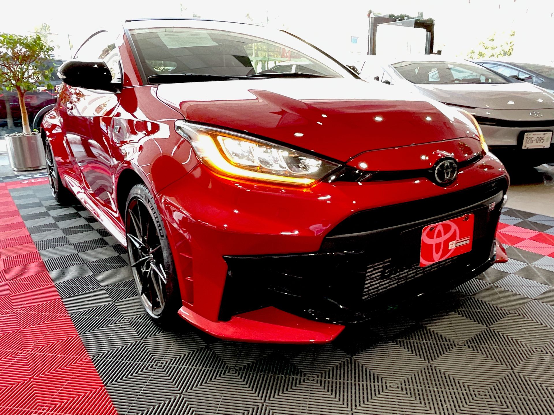 2025 Toyota YARIS GR