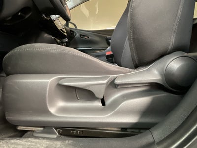 2022 Toyota PRIUS BASE