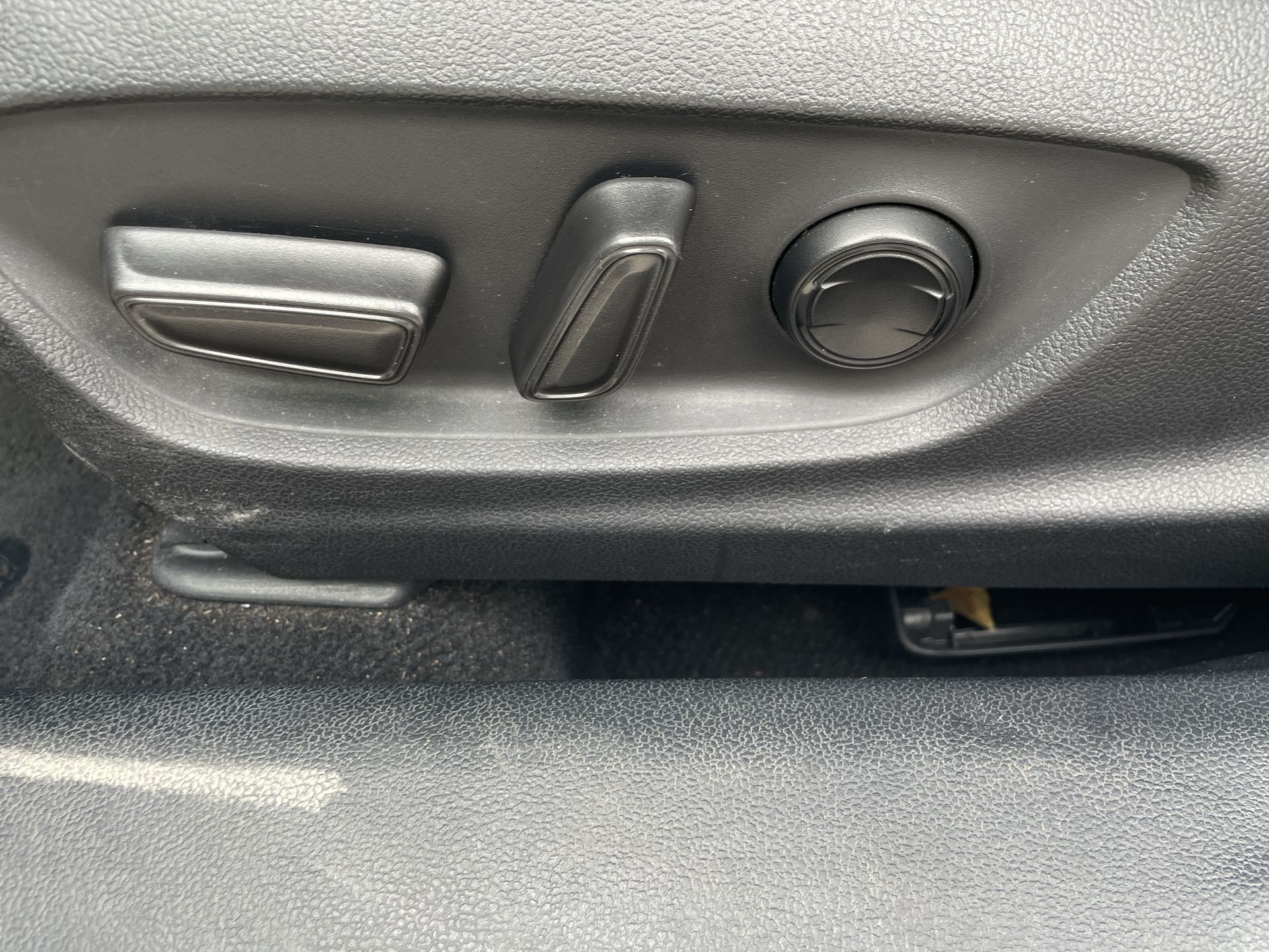2021 Toyota PRIUS PREMIUM