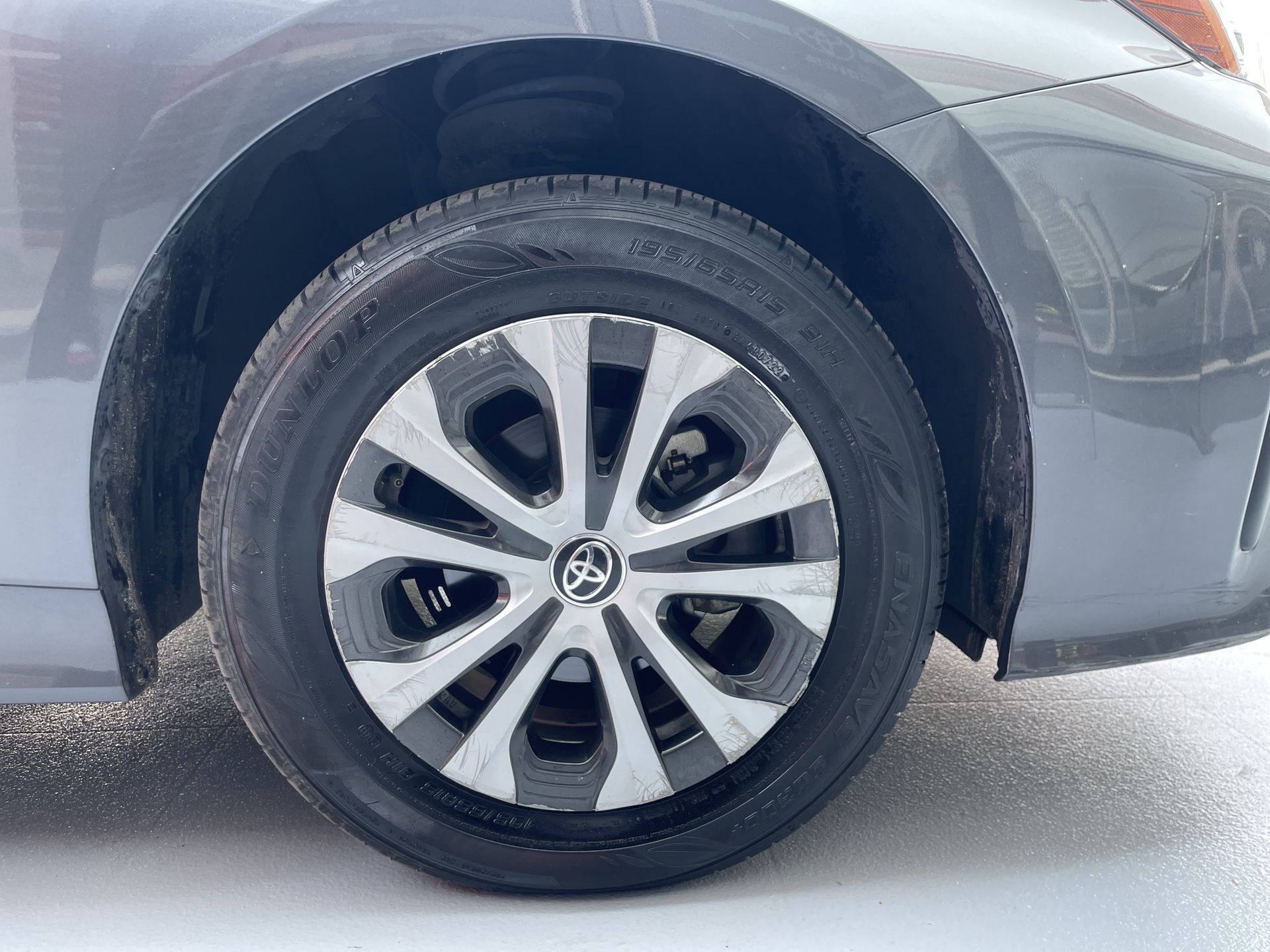 2022 Toyota PRIUS BASE BASE