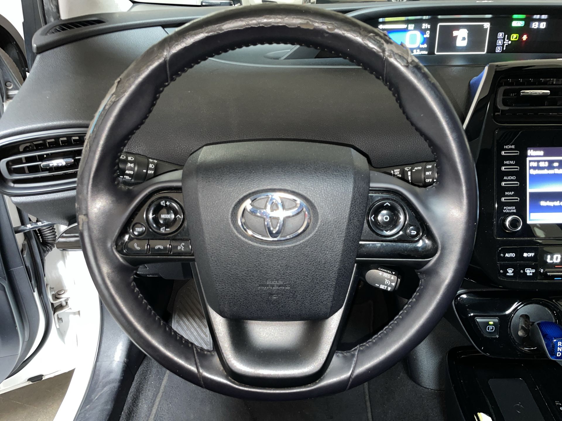 2022 Toyota PRIUS PREMIUM - BITONO