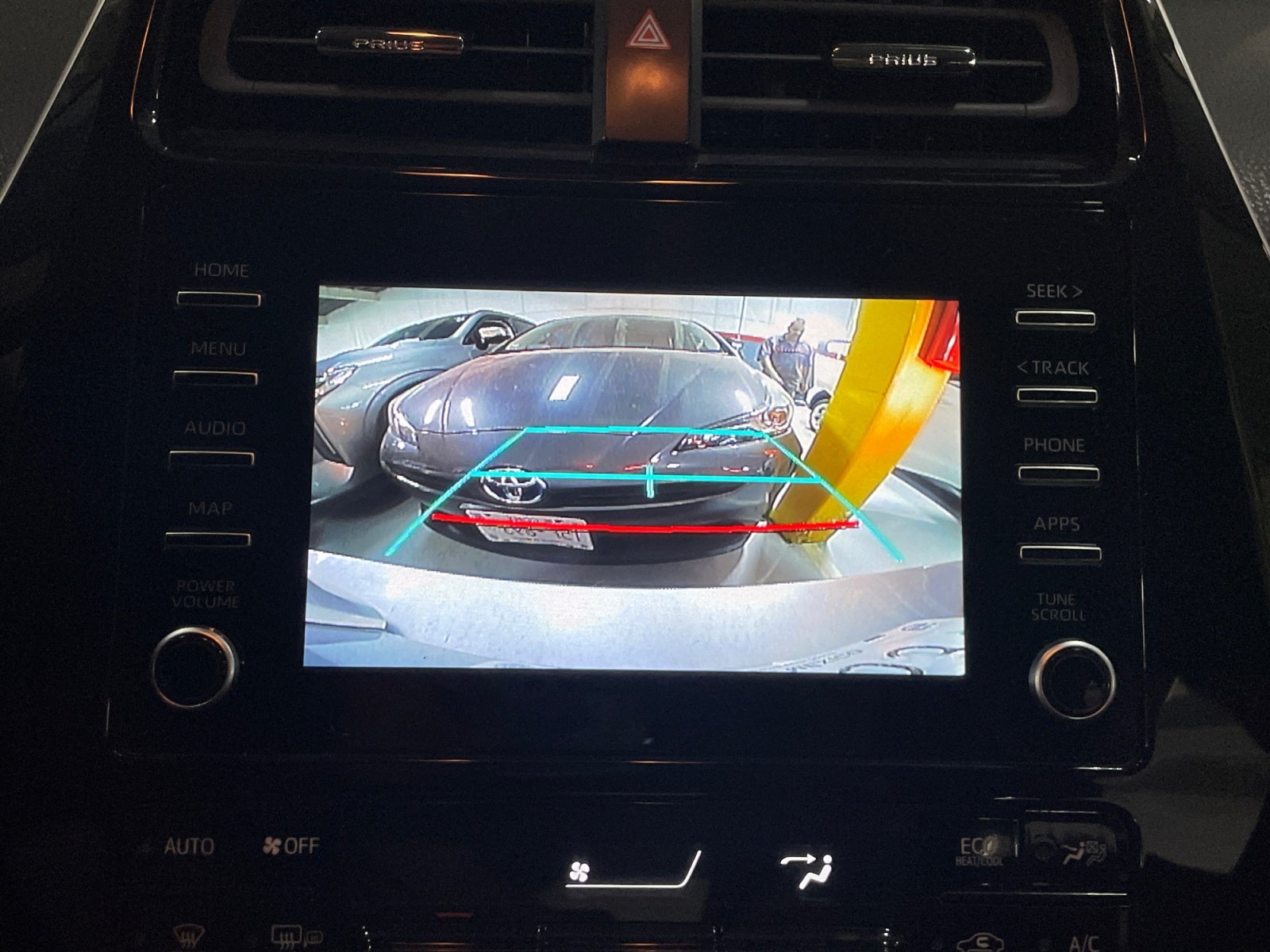2020 Toyota PRIUS BASE