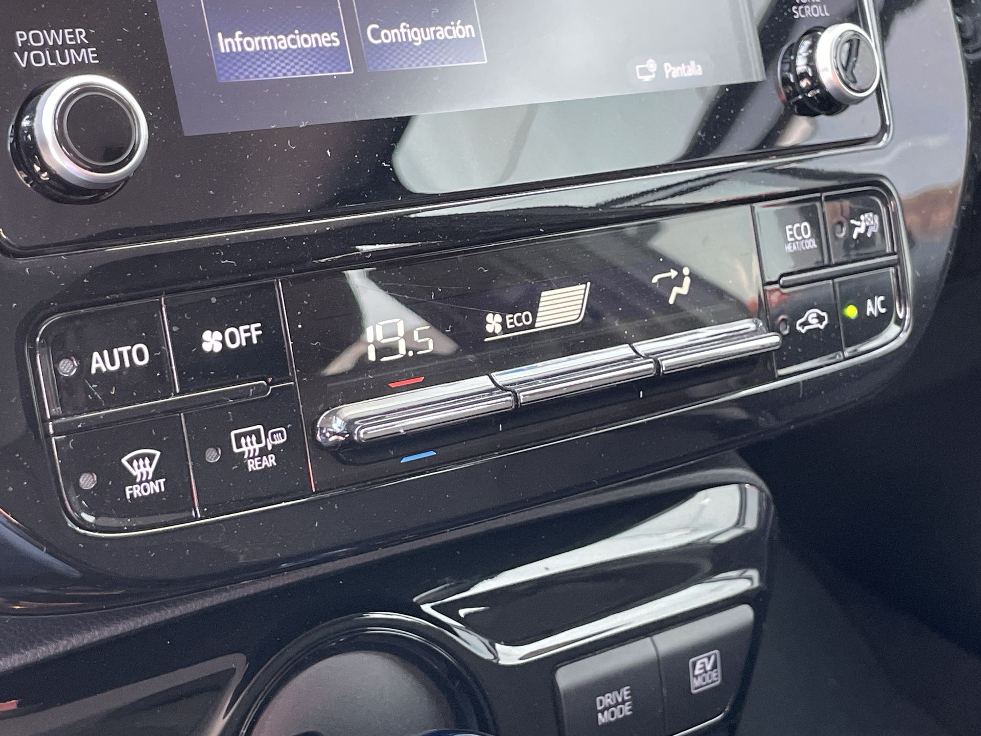 2020 Toyota PRIUS BASE