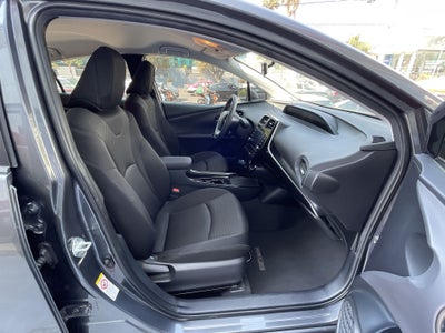 2020 Toyota PRIUS BASE