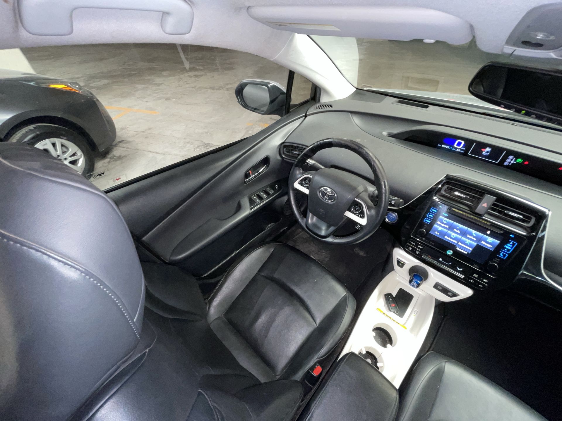 2017 Toyota PRIUS BASE PREMIUM CVT