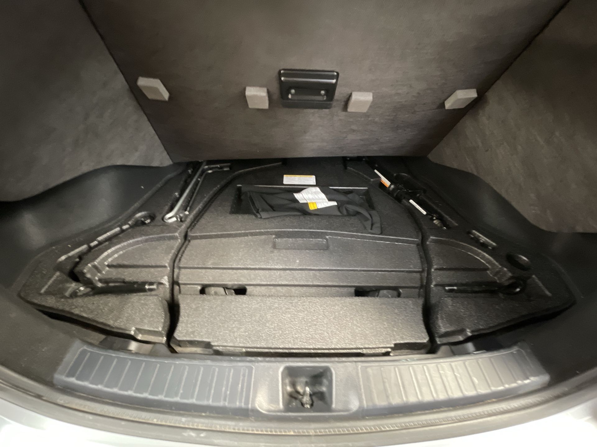 2017 Toyota PRIUS BASE PREMIUM CVT