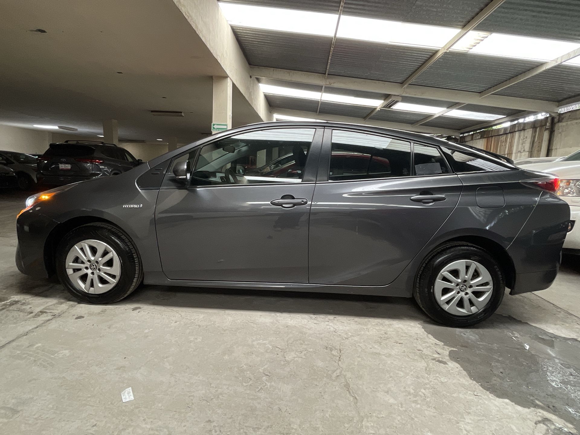 2018 Toyota PRIUS BASE BASE CVT