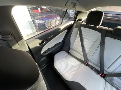 2018 Toyota PRIUS PREMIUM AT