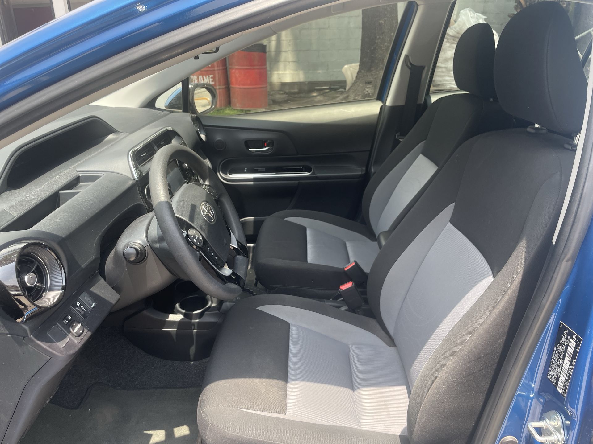 2021 Toyota PRIUS PRIUS C