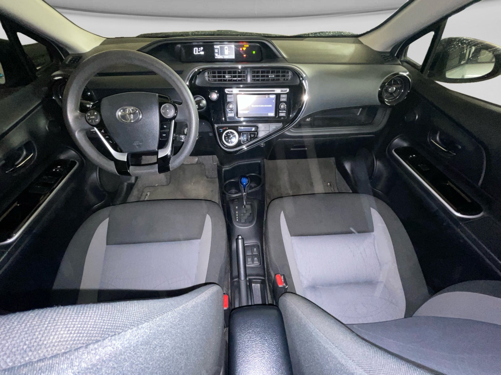 2018 Toyota PRIUS 1.5 HYBRID AUTO