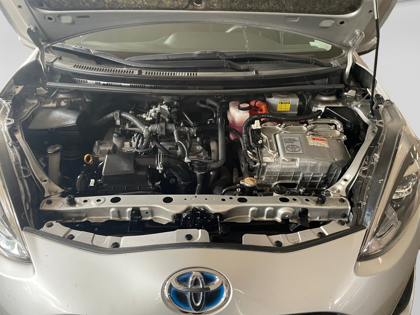 2018 Toyota PRIUS 1.5 HYBRID AUTO