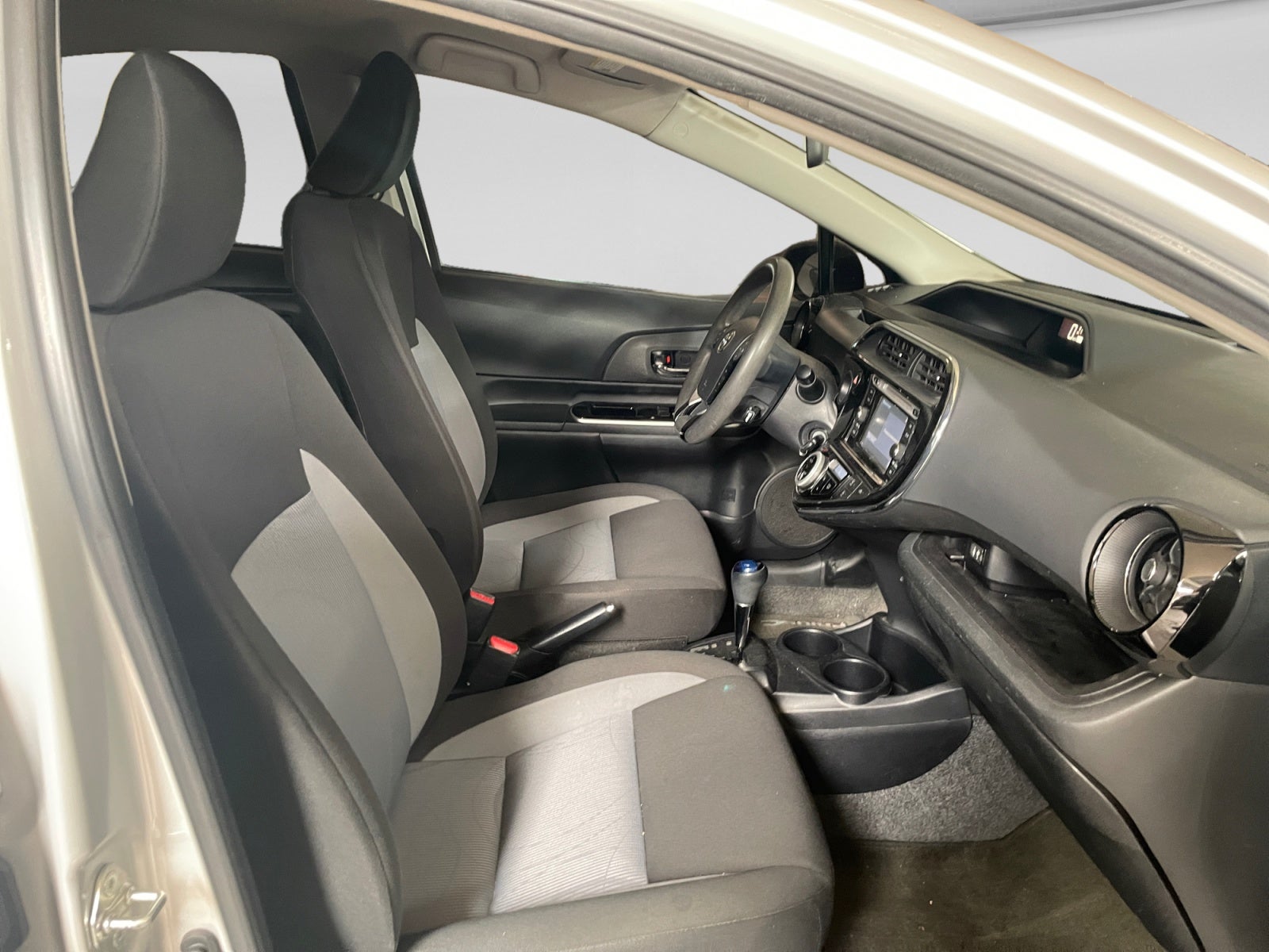 2018 Toyota PRIUS 1.5 HYBRID AUTO