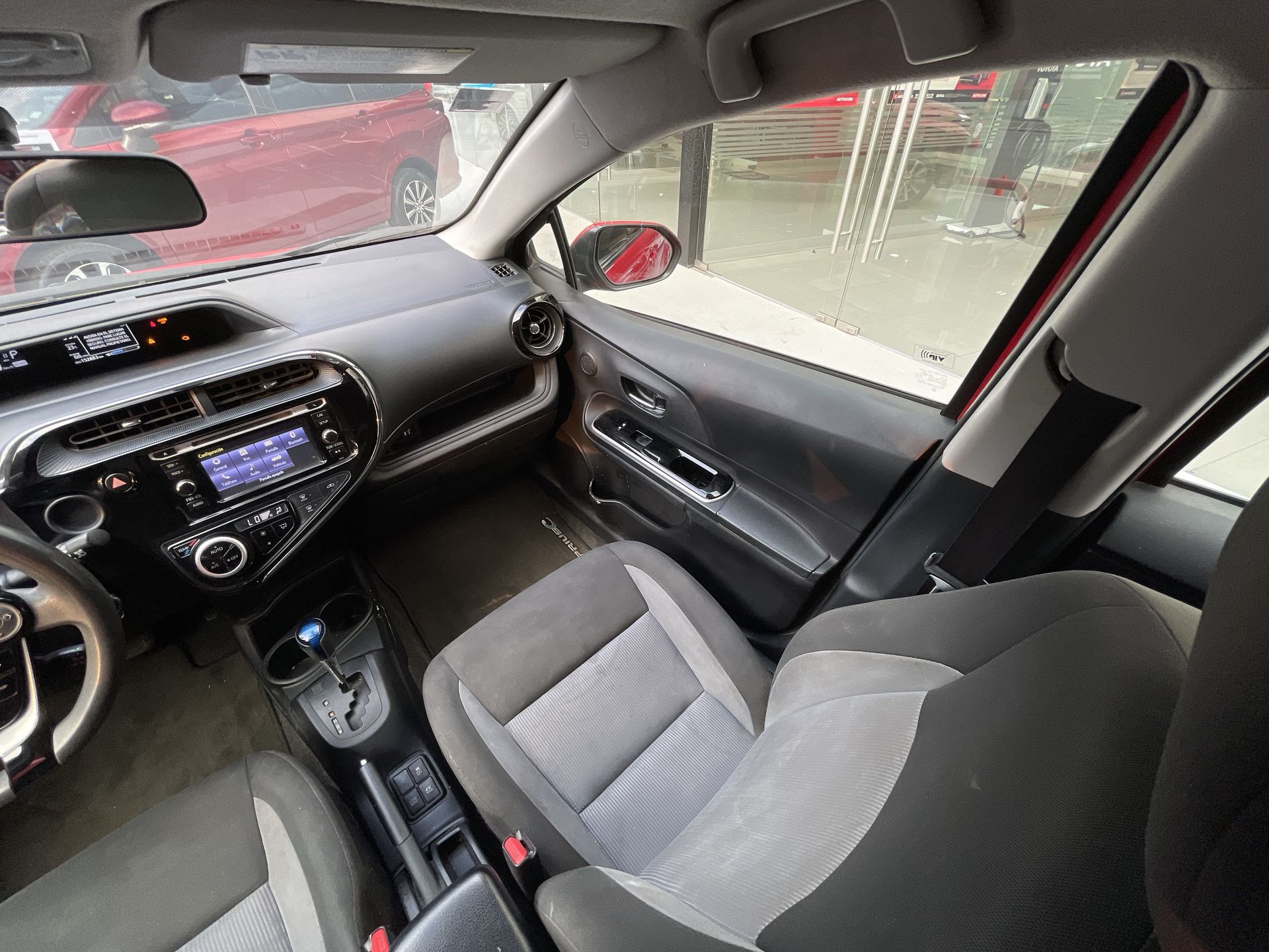 2021 Toyota PRIUS PRIUS C