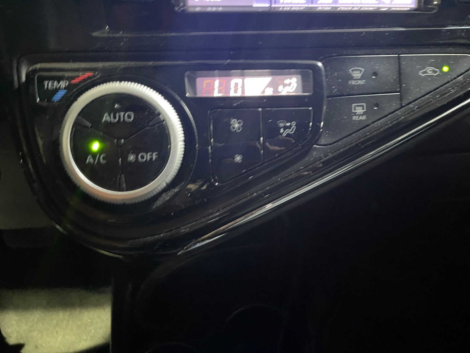 2018 Toyota PRIUS BASE 1.5 HYBRID AUTO