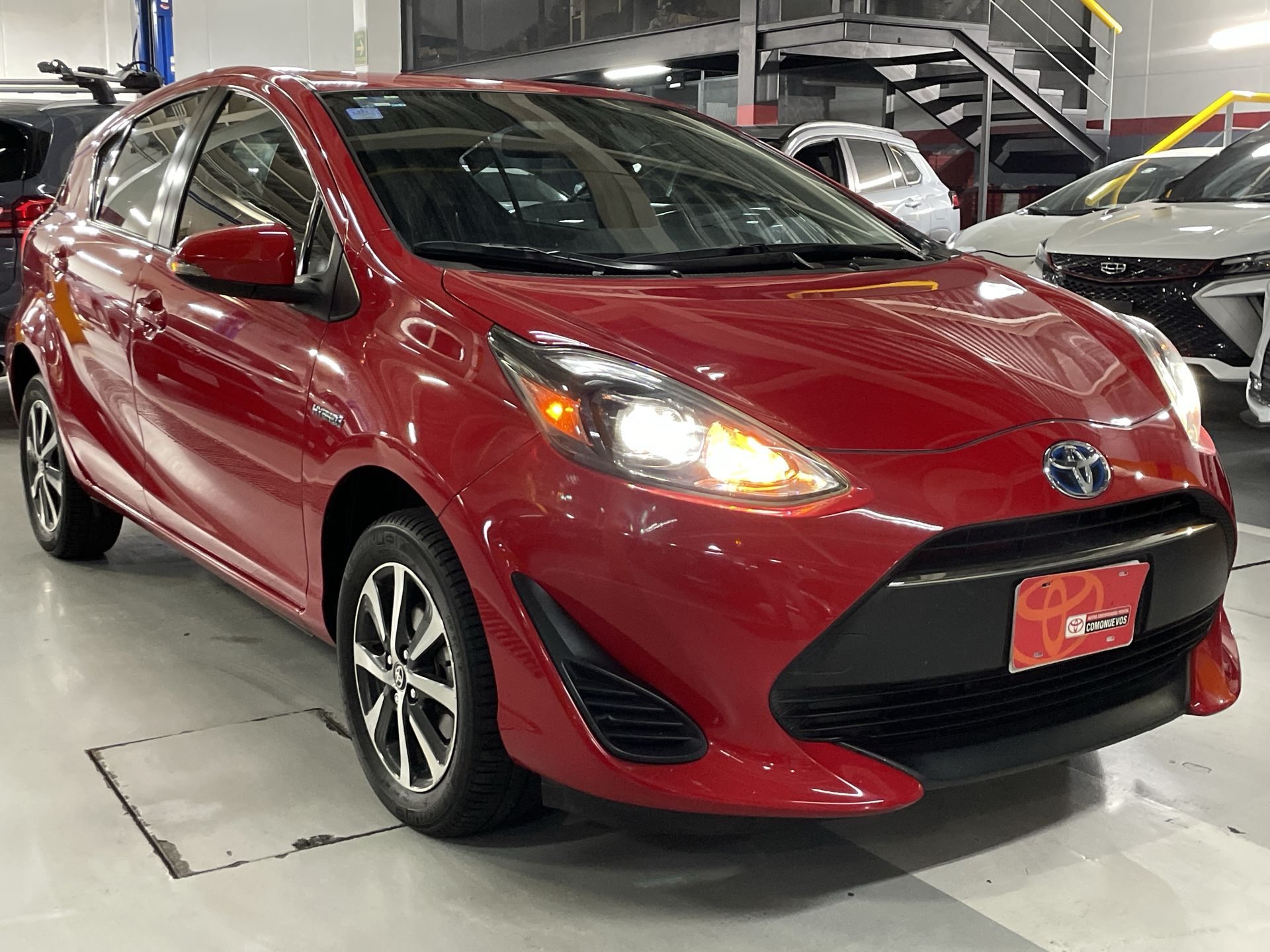 2018 Toyota PRIUS BASE 1.5 HYBRID AUTO