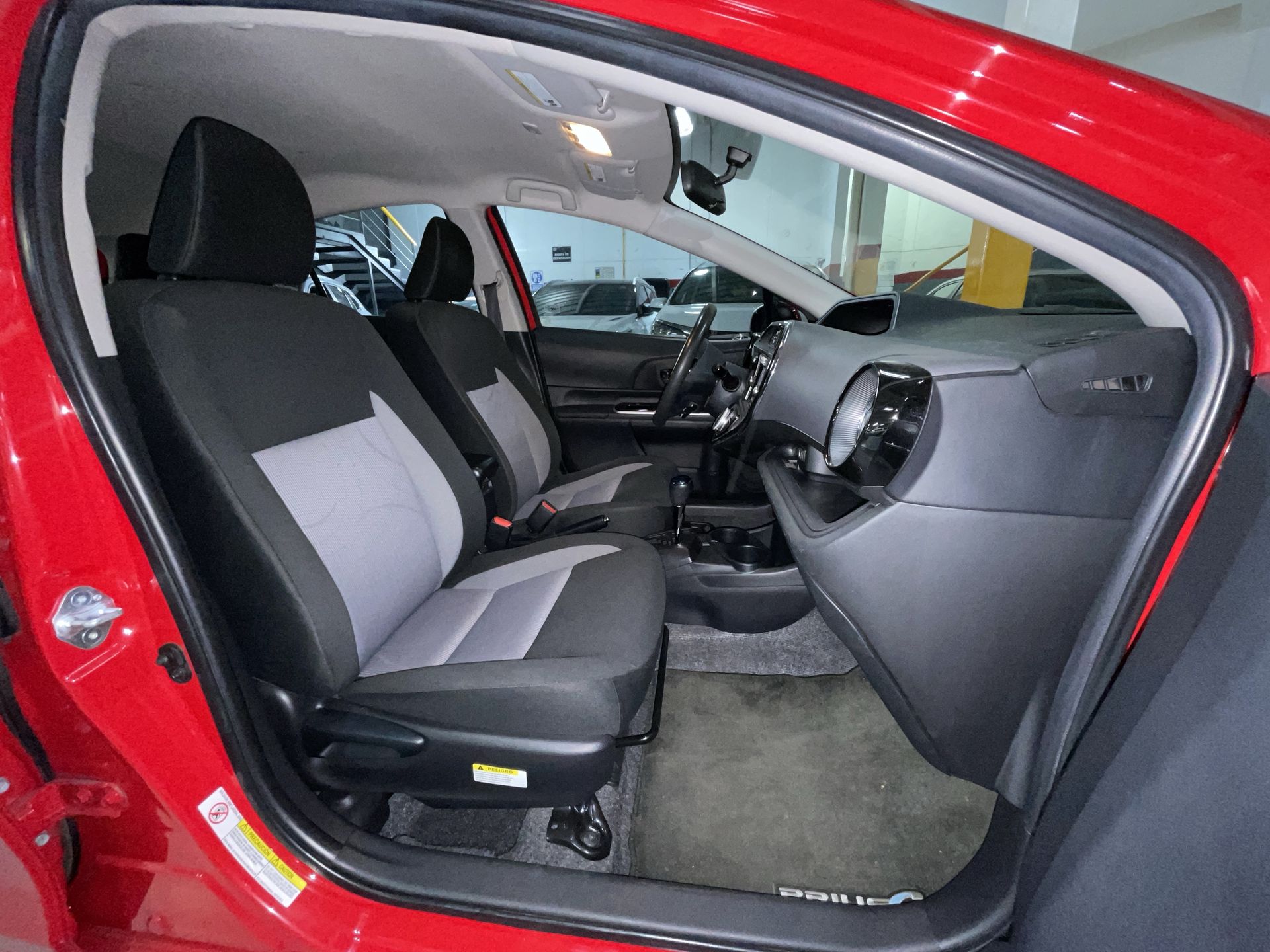 2018 Toyota PRIUS BASE 1.5 HYBRID AUTO