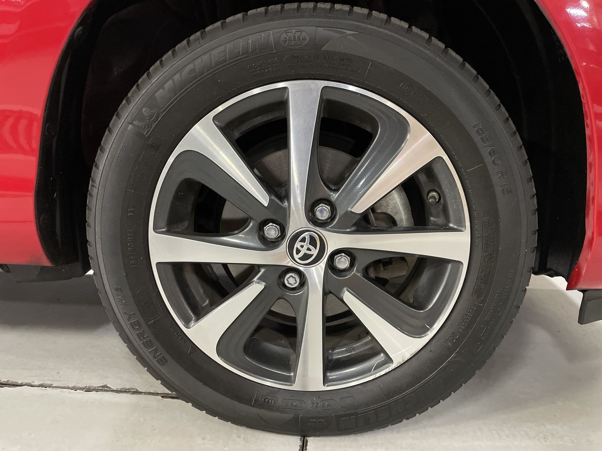 2018 Toyota PRIUS BASE 1.5 HYBRID AUTO