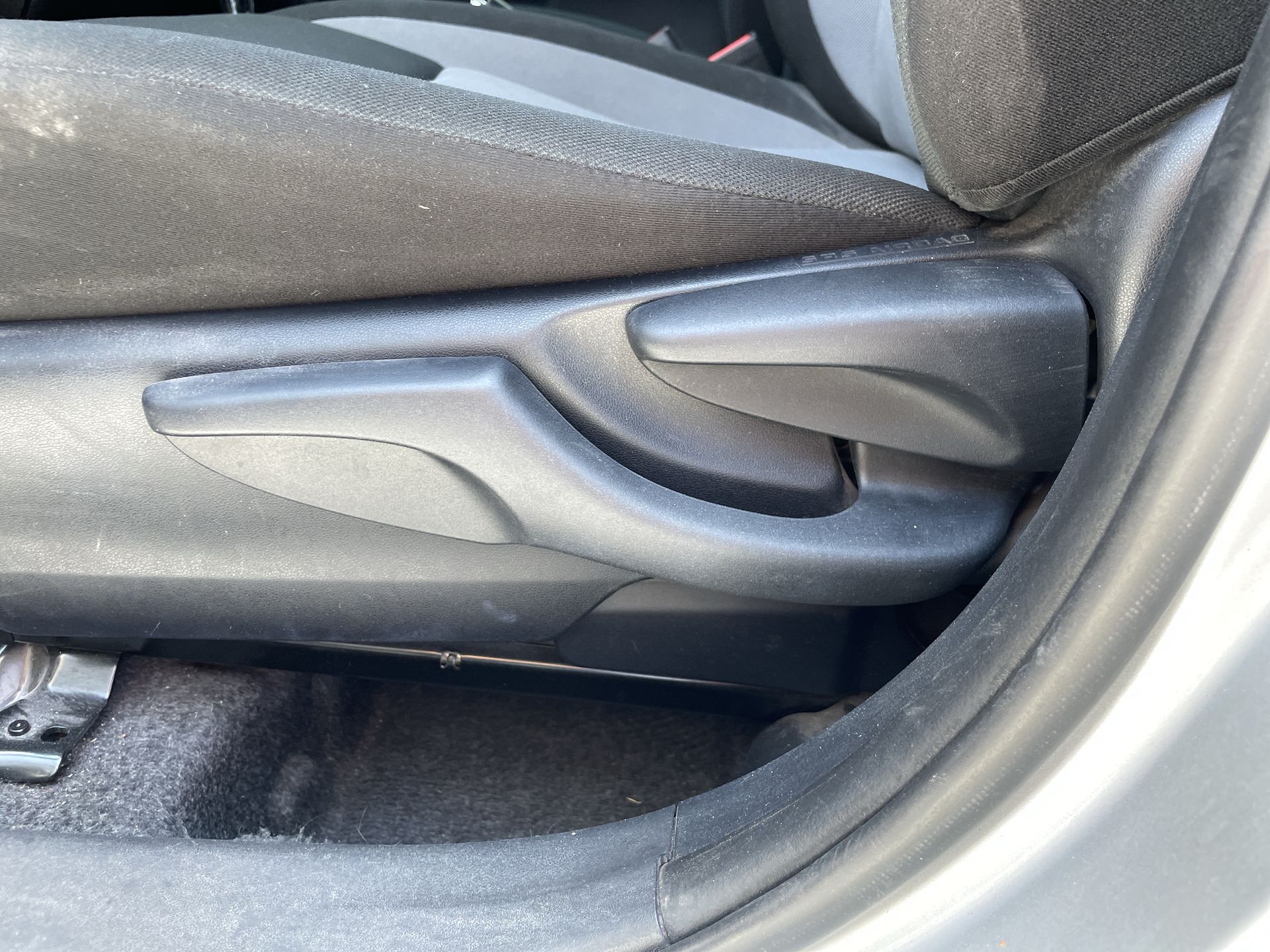 2021 Toyota PRIUS BASE BASE