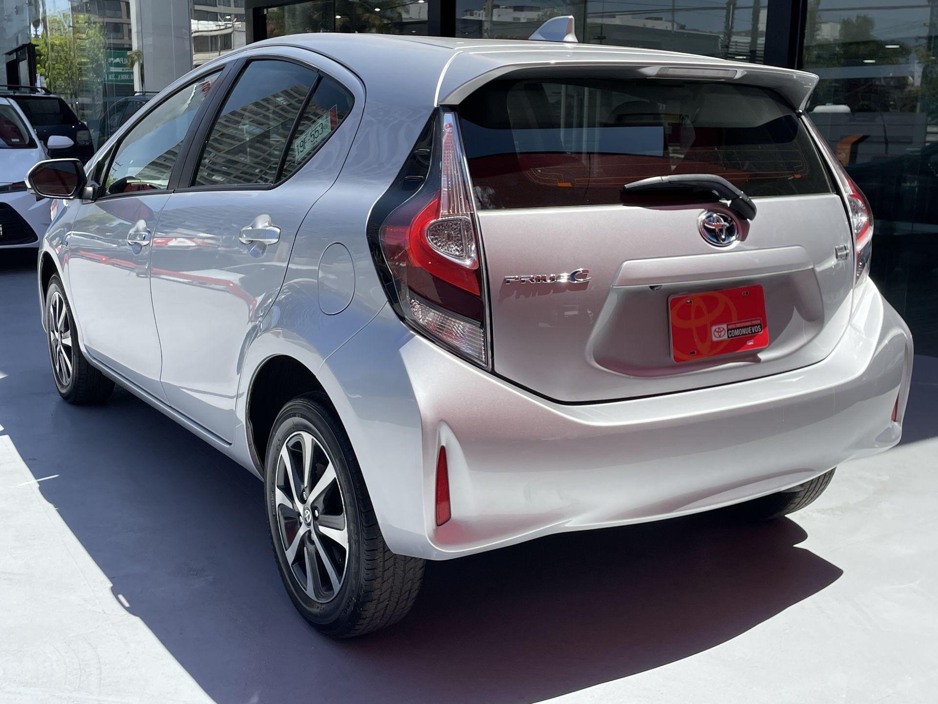 2021 Toyota PRIUS BASE BASE