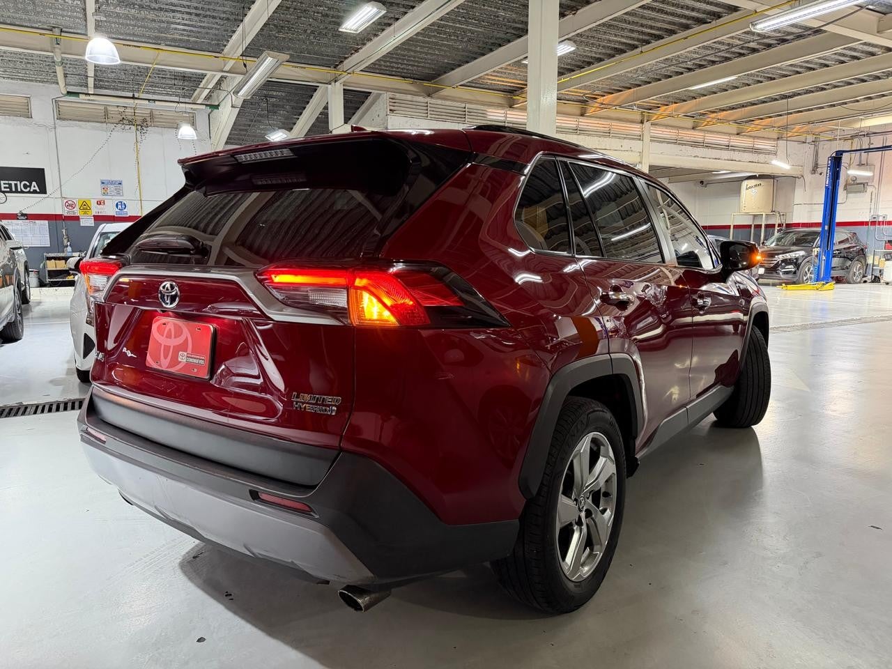 2020 Toyota RAV4 RAV4 FWD LIMITED HV