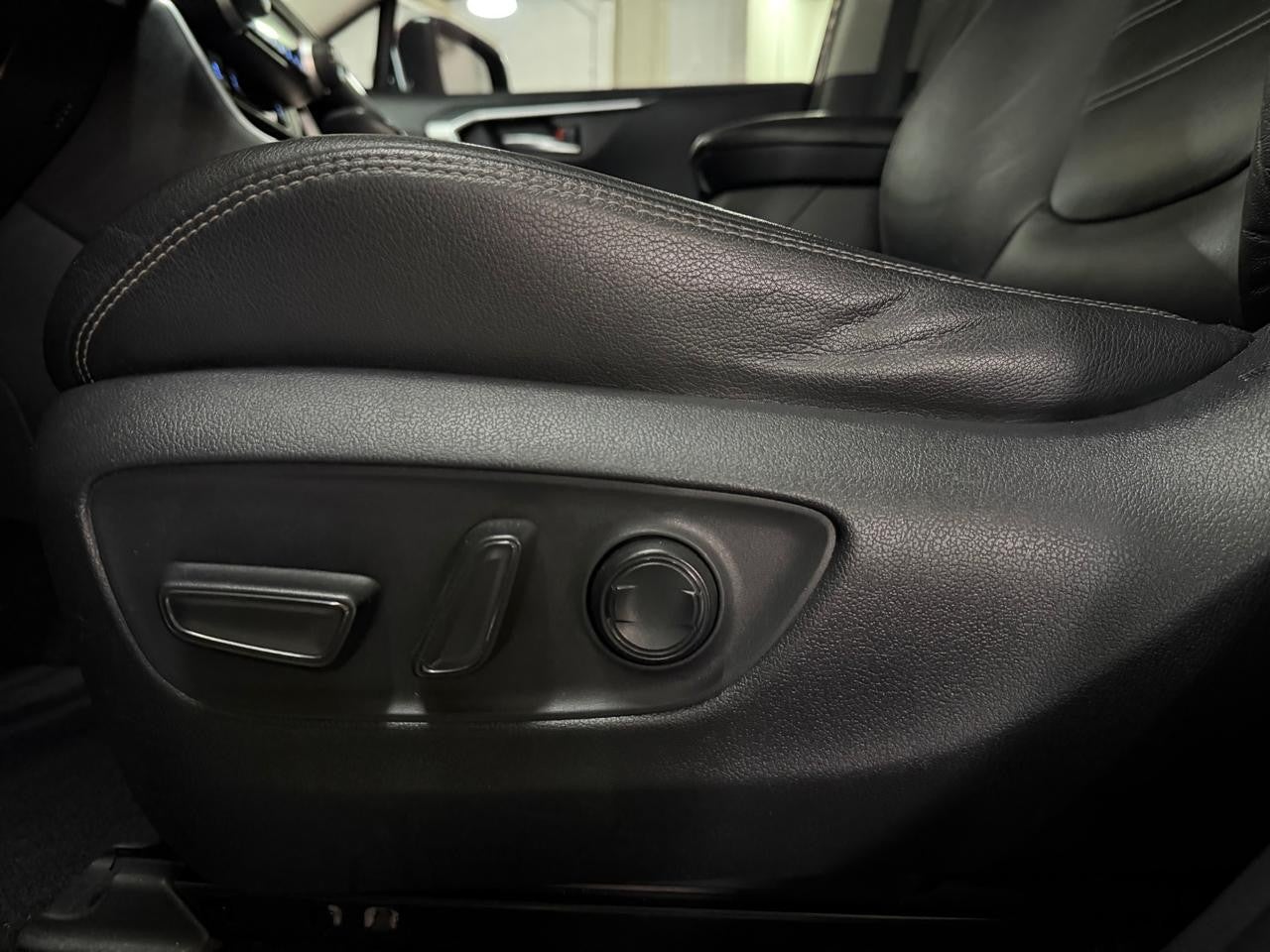 2020 Toyota RAV4 RAV4 FWD LIMITED HV