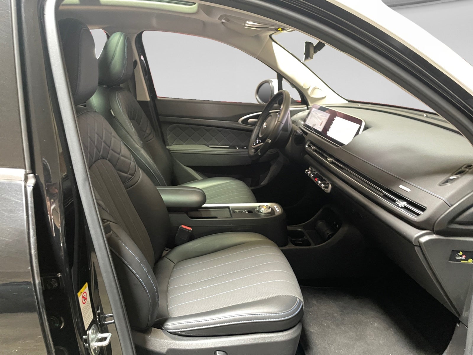 2025 GWM   GREAT WALL MOTORS ORA 63KWH LUXURY