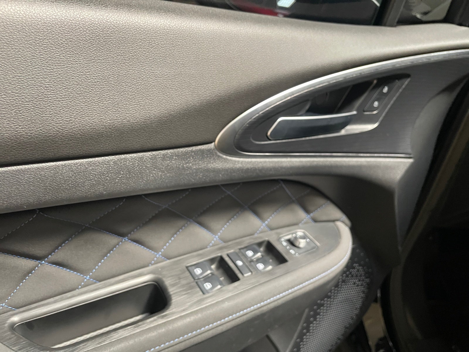2025 GWM   GREAT WALL MOTORS ORA 63KWH LUXURY