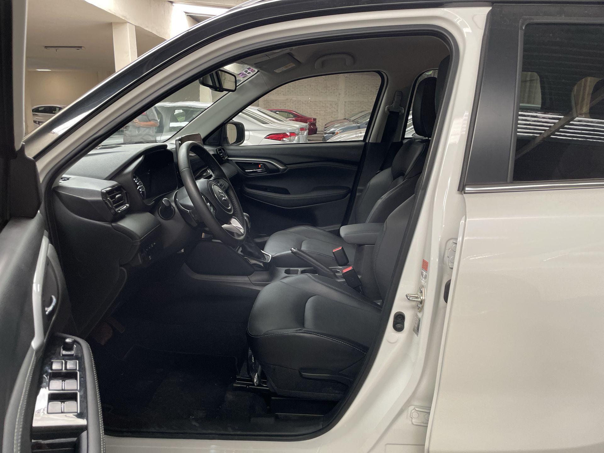 2024 SUZUKI GRAND VITARA BOOSTERGREEN GLX