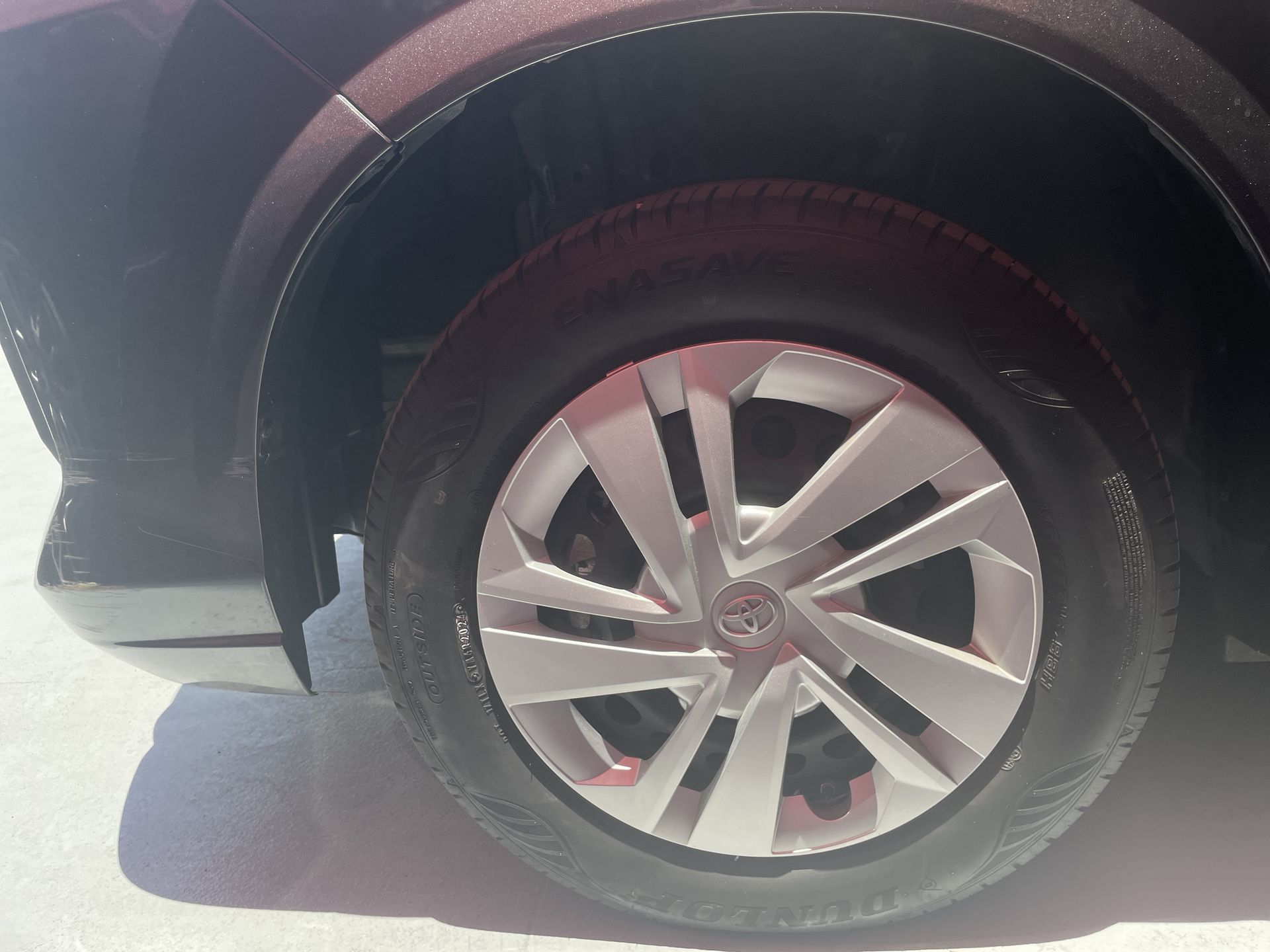 2024 Toyota AVANZA LE MT