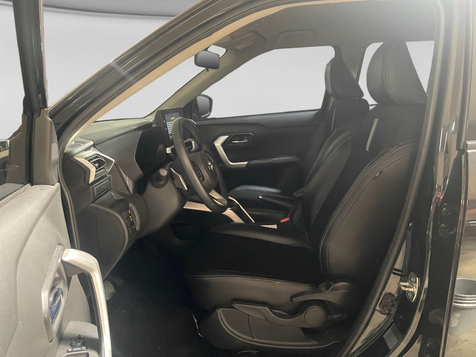 2023 Toyota RAIZE XLE CVT