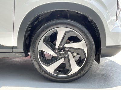 2025 Mitsubishi OUTLANDER SE PLUS