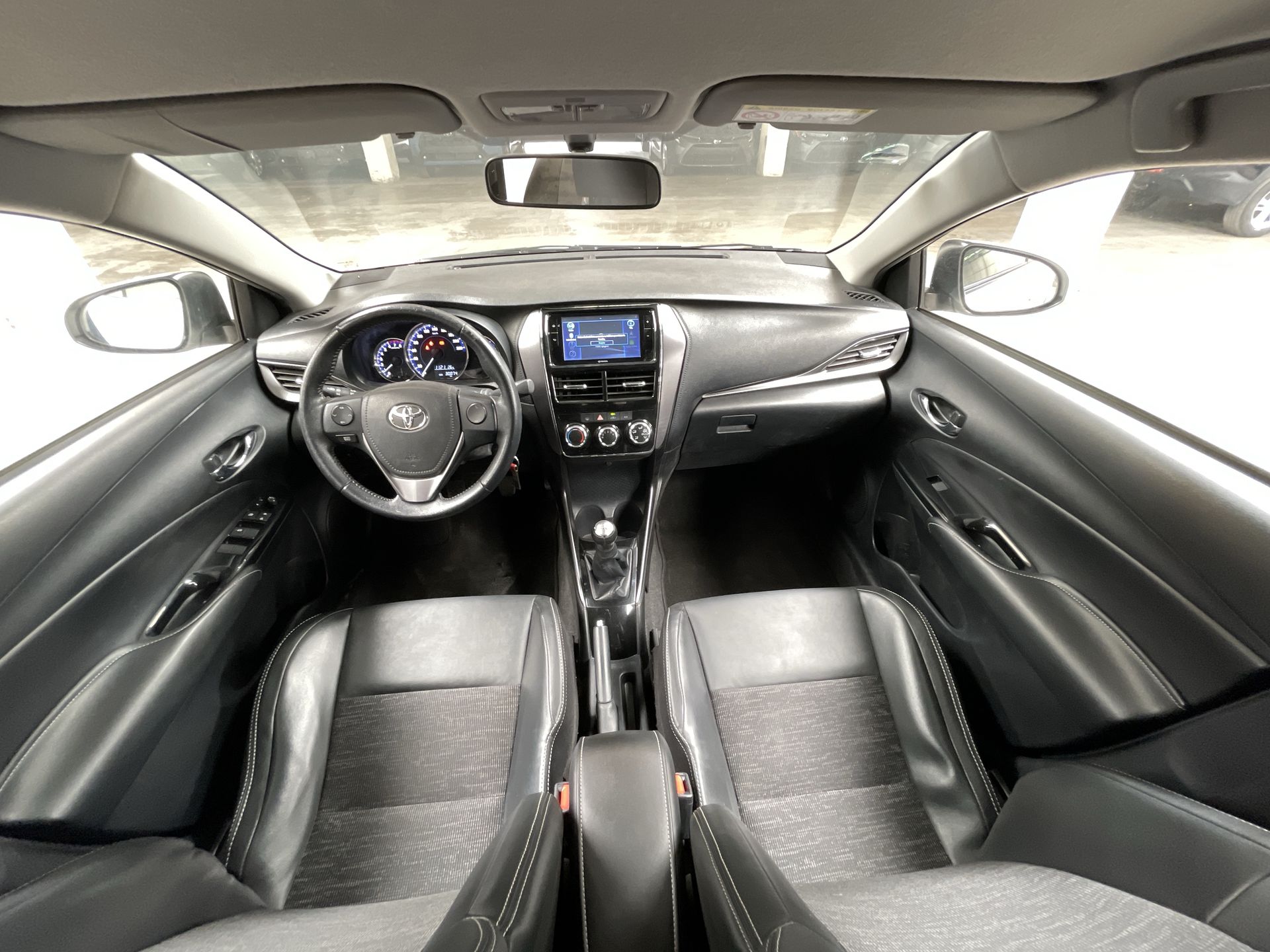 2022 Toyota YARIS S MT