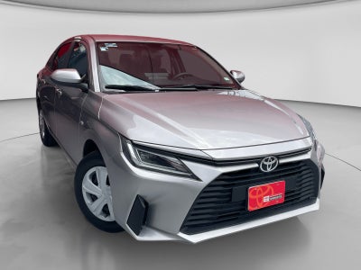 2023 Toyota YARIS BASE MT