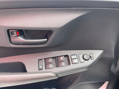 2023 Toyota YARIS BASE MT