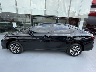 2024 Toyota YARIS S HI CVT