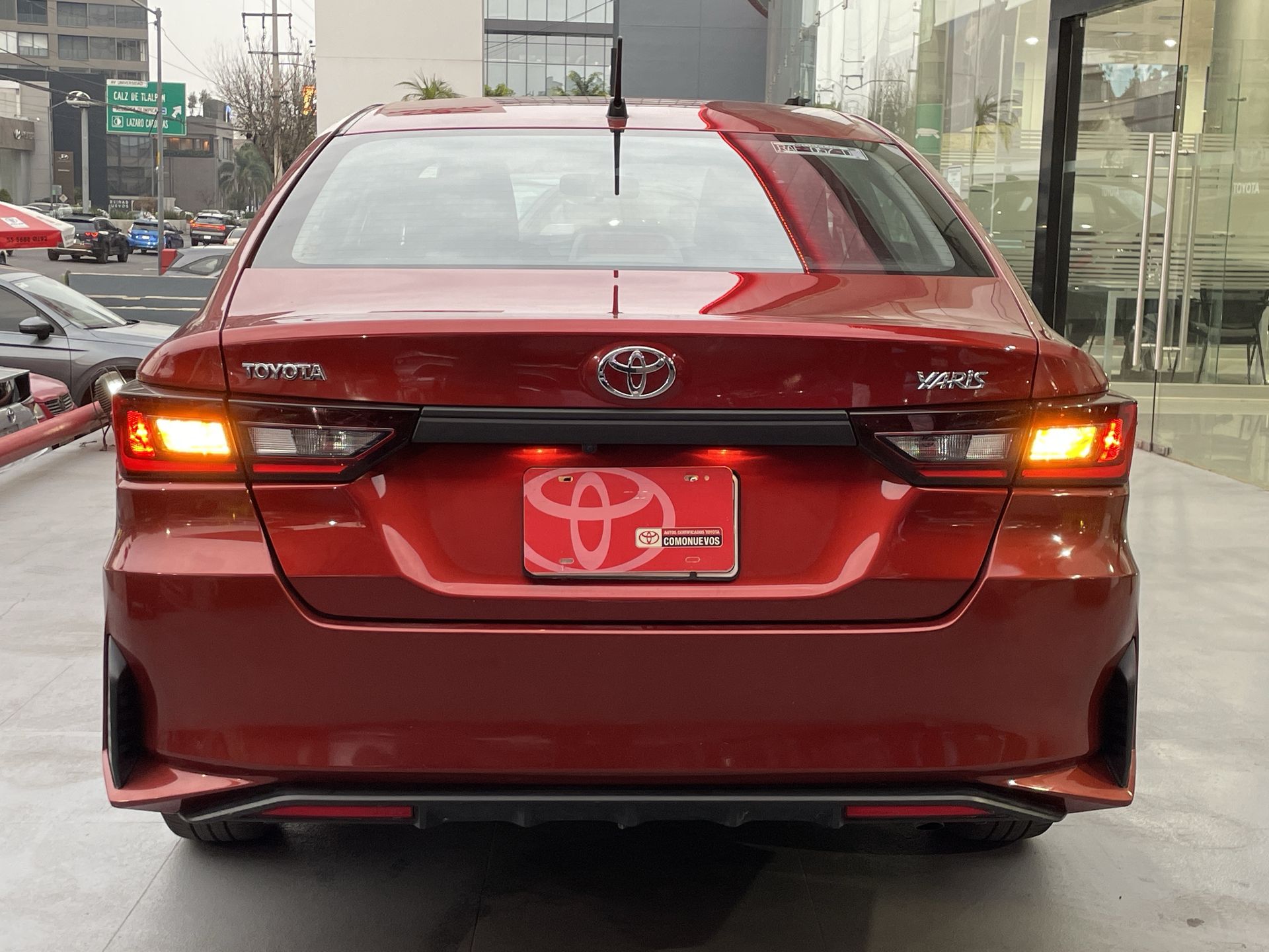 2023 Toyota YARIS BASE MT