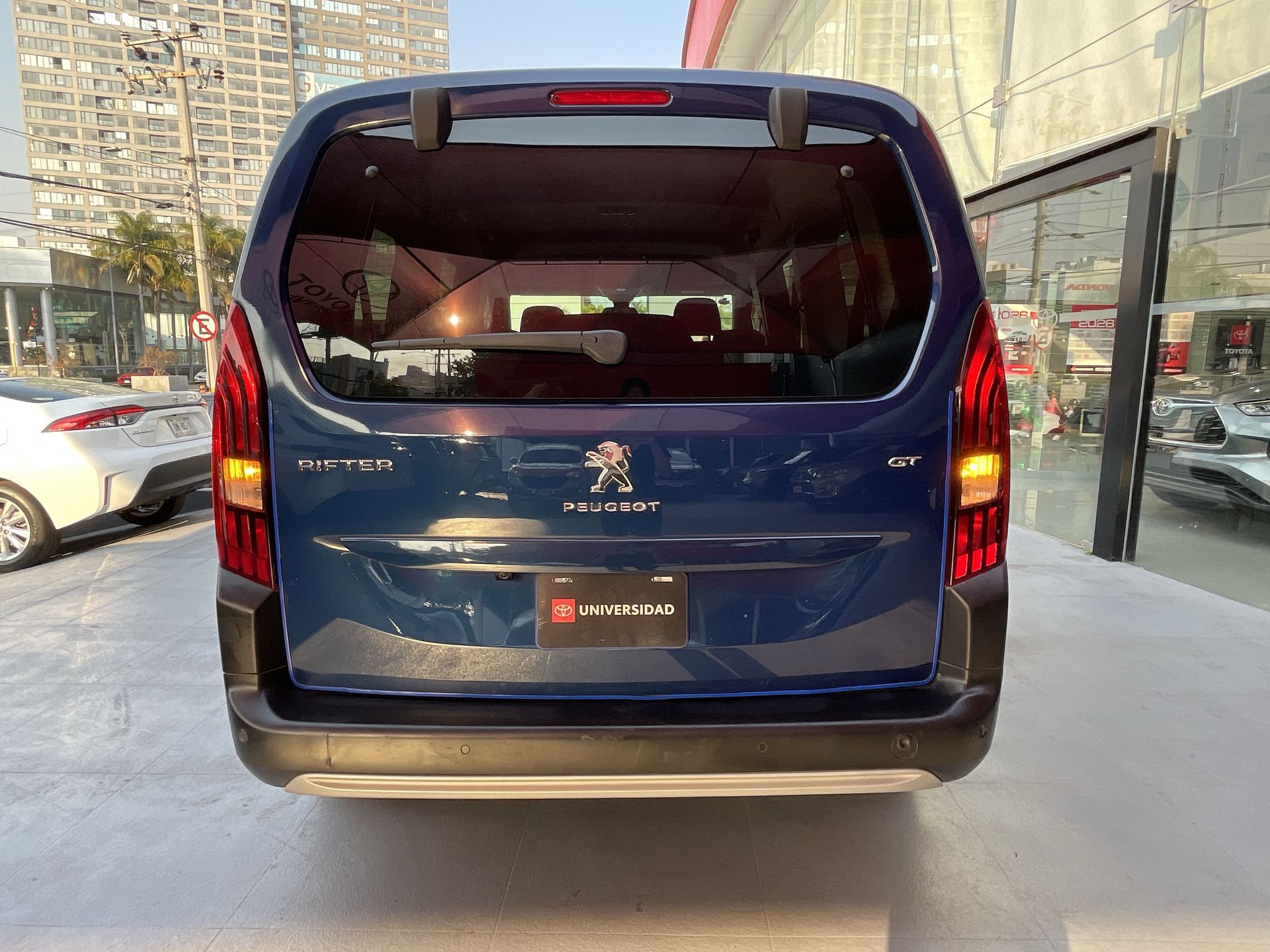 2022 PEUGEOT RIFTER GT 5P 1.2 PURETECH 130HP AUT 8VEL 7PL