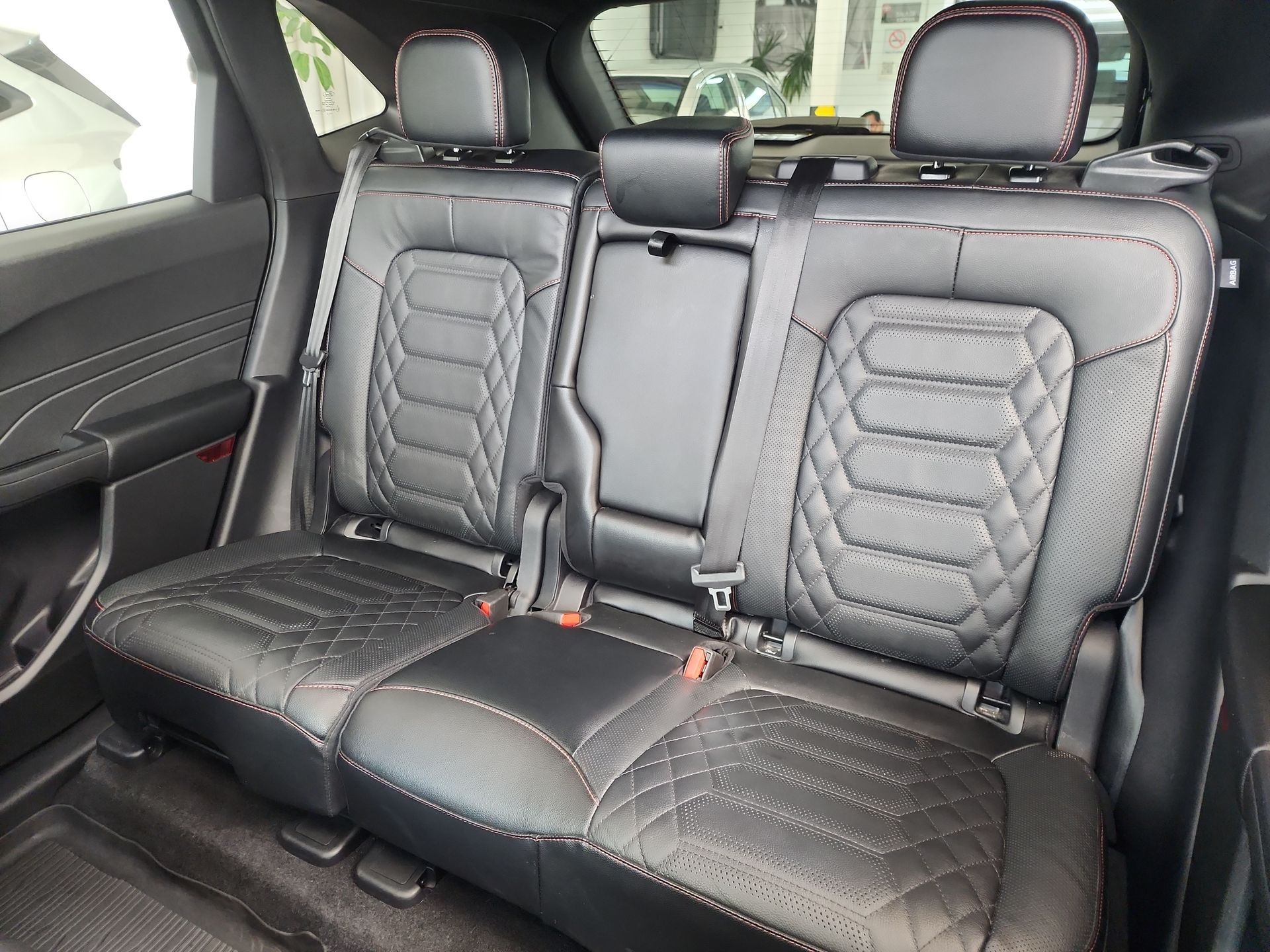 2024 Ford ESCAPE ST-LINE ELITE