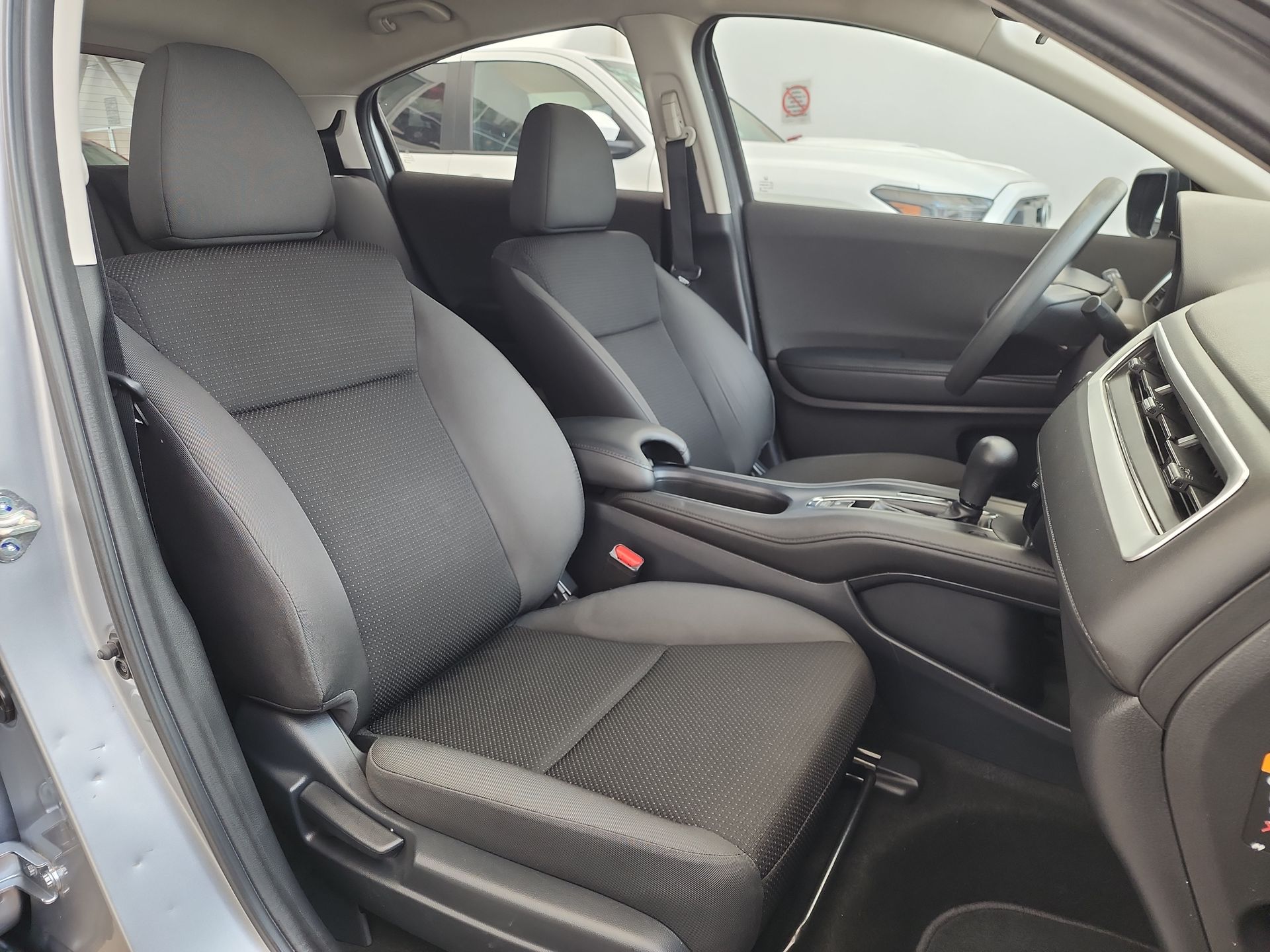 2020 Honda HR-V UNIQ CVT